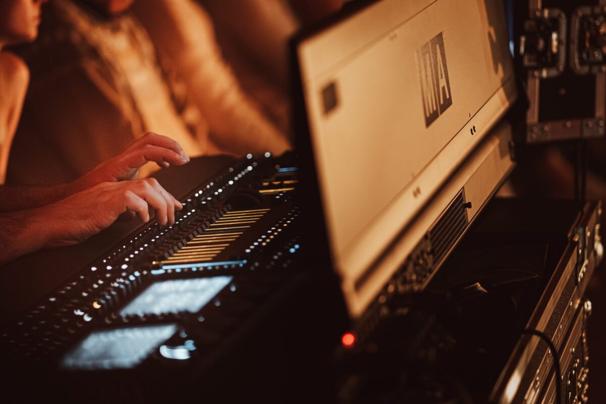 Grand Ma3 Musicology Stagedesignbg Stage Design Bg