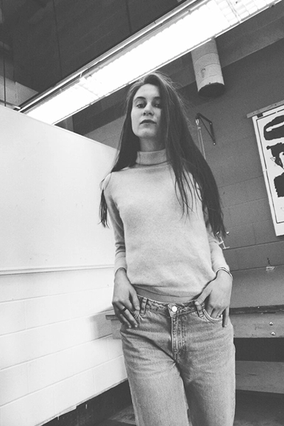 Ани Волхонская